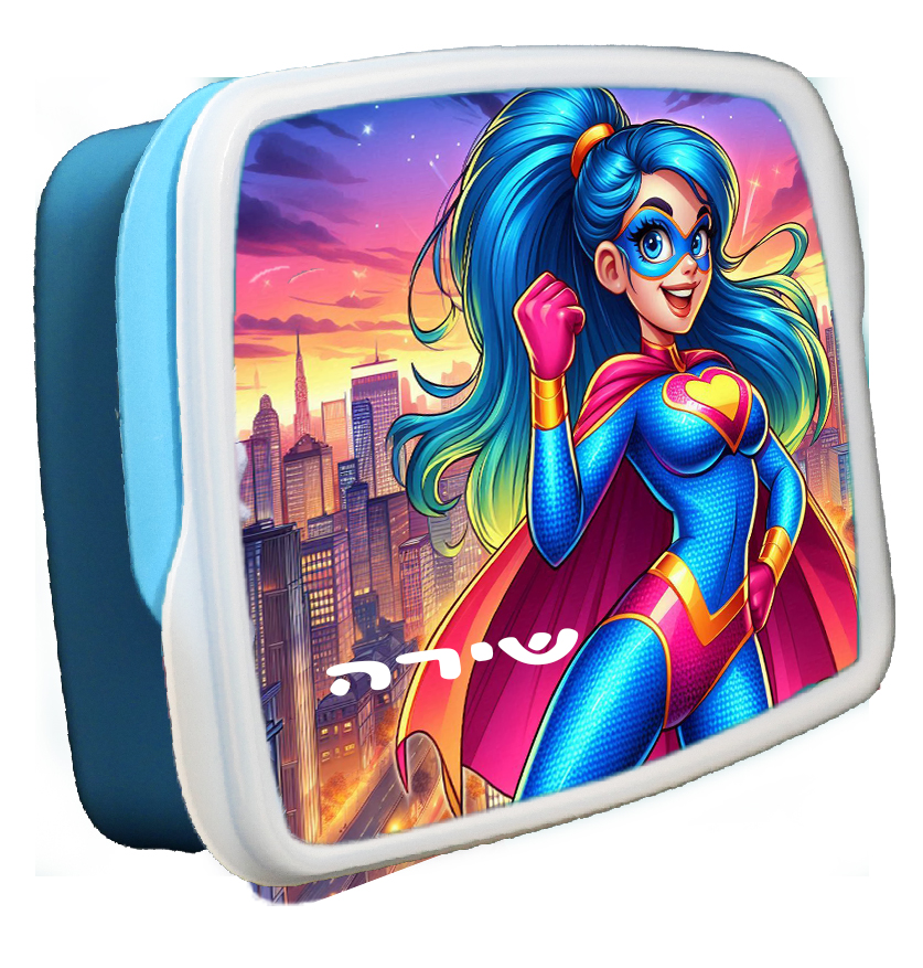 סופרהירו בחורה