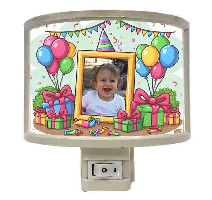 כובע יום הולדת ובלונים